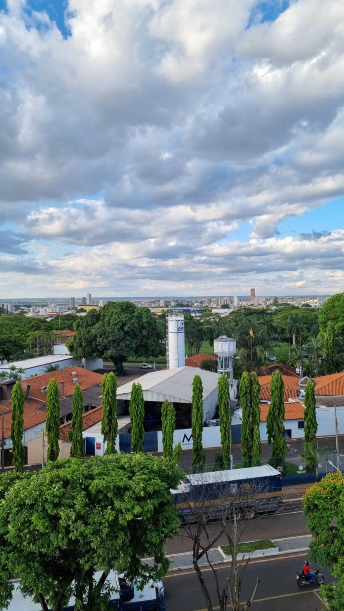 Golden Park Uberaba Otel Oda fotoğraf